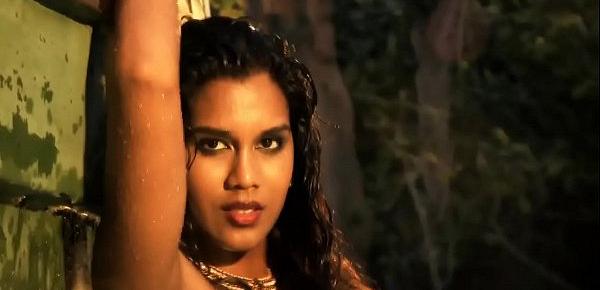  Bollywood Hottie Exotic Dancer